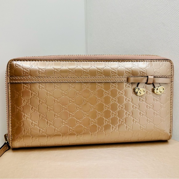 EUC Gucci Microguccissima Metallic Rose Gold Patent Leather Zip Around Wallet - Picture 3 of 17